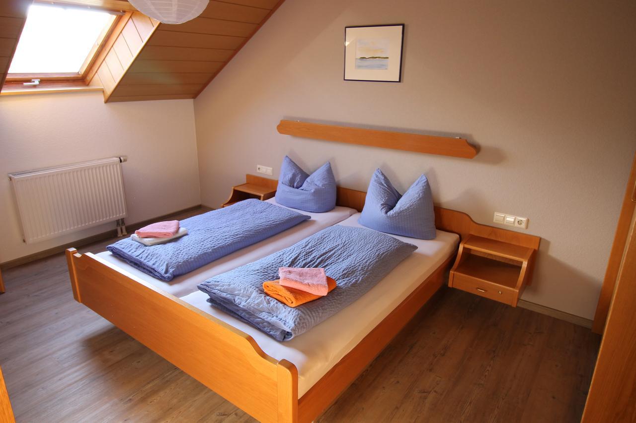 Gasthaus Und Ferienwohnungen Zum Engel Waldbrunn  Room photo